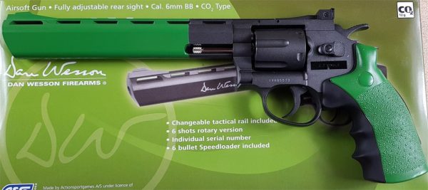 Two Tone Dan Wesson co2 Revolver 8 Inch - Green