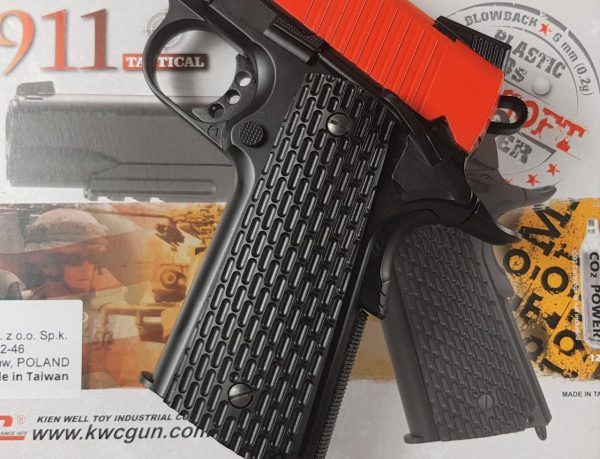 Two Tone KWC 1911 A1 Tactical co2 Gas Pistol - Red - Image 4