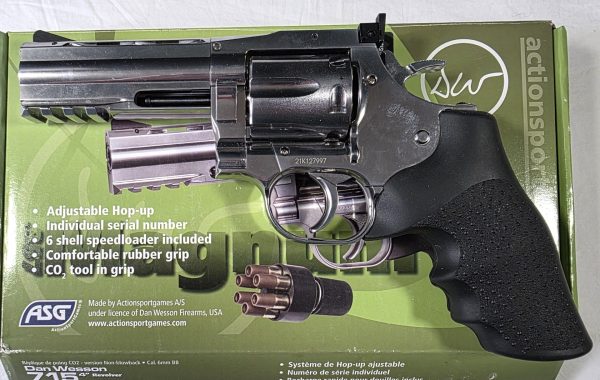 Dan Wesson 715 4" co2 Revolver - Used - Image 2