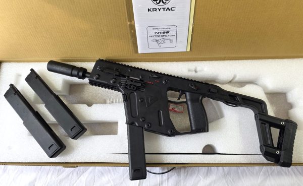 KRYTAC KRISS Vector GBB SMG + 4 Magazines - Used