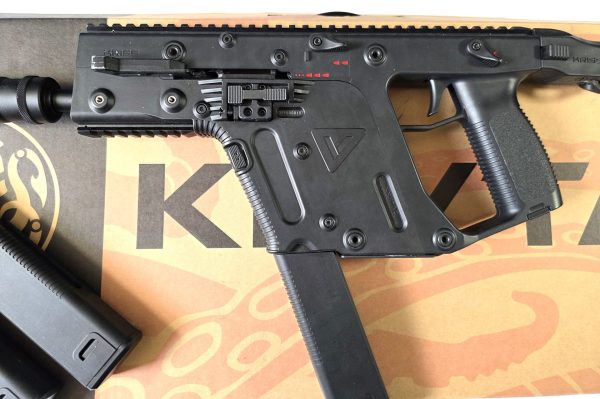 KRYTAC KRISS Vector GBB SMG + 4 Magazines - Used - Image 2