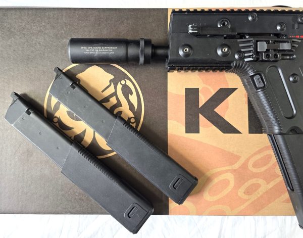 KRYTAC KRISS Vector GBB SMG + 4 Magazines - Used - Image 7