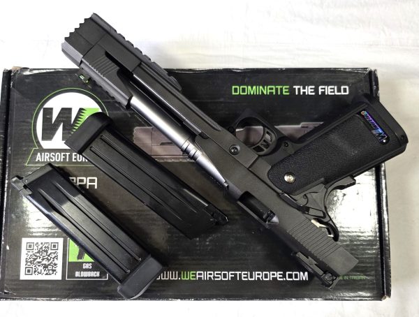 WE-Tech Dragon 7inch Hi-Capa + Magazines - As New - Image 4